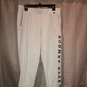 Women’s sweatpants